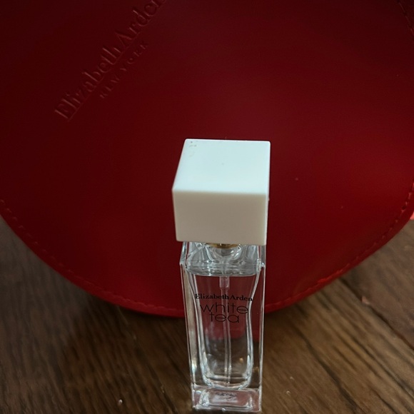 Elizabeth Arden White Tea- 10 ml/ Red Cosmetic Bag - Brand New - Picture 3 of 5
